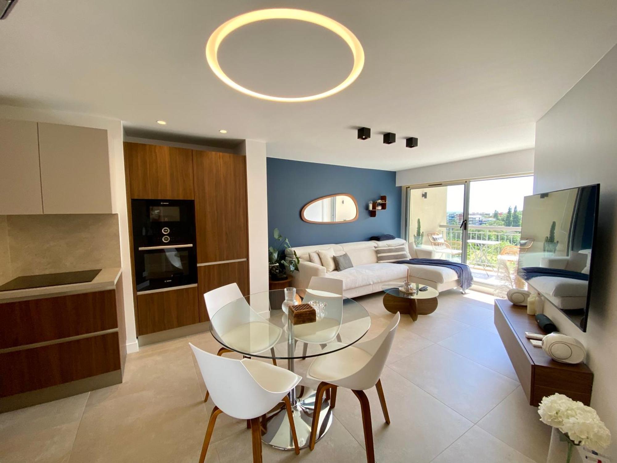 Appartement Luxe Vue Mer Et Collines Avec Piscine Mandelieu Eksteriør billede