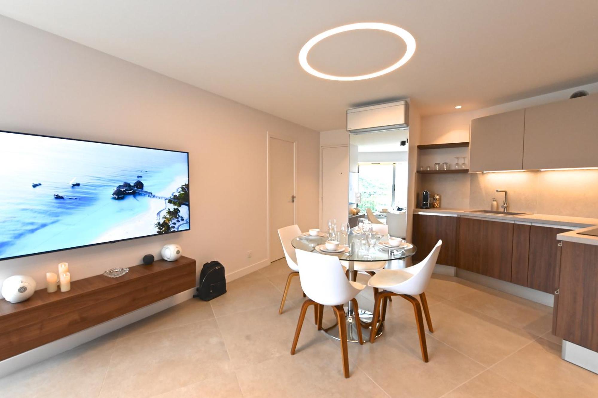 Appartement Luxe Vue Mer Et Collines Avec Piscine Mandelieu Eksteriør billede