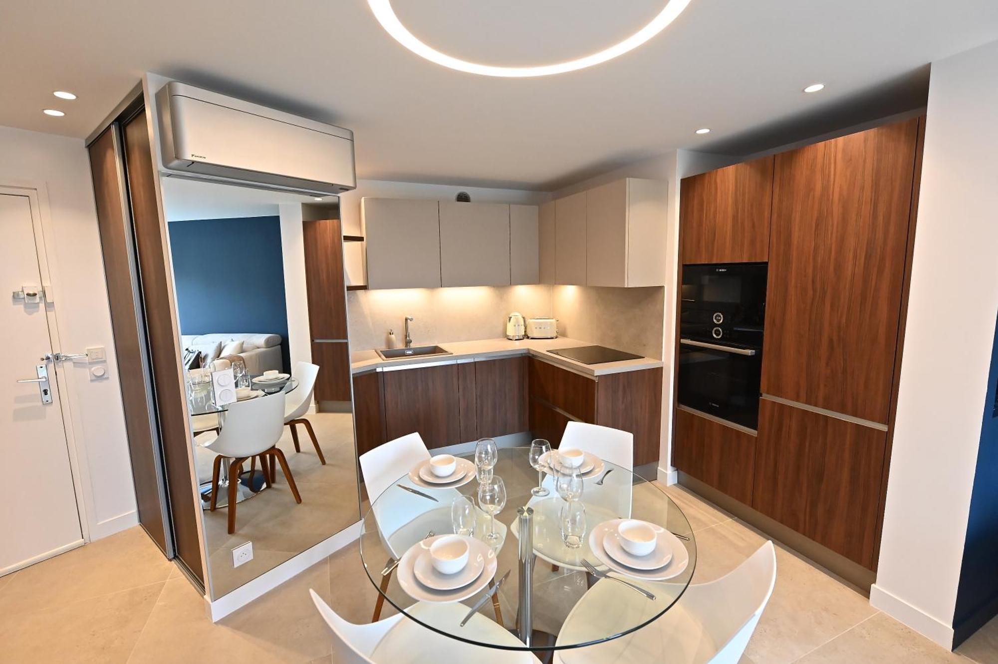 Appartement Luxe Vue Mer Et Collines Avec Piscine Mandelieu Eksteriør billede